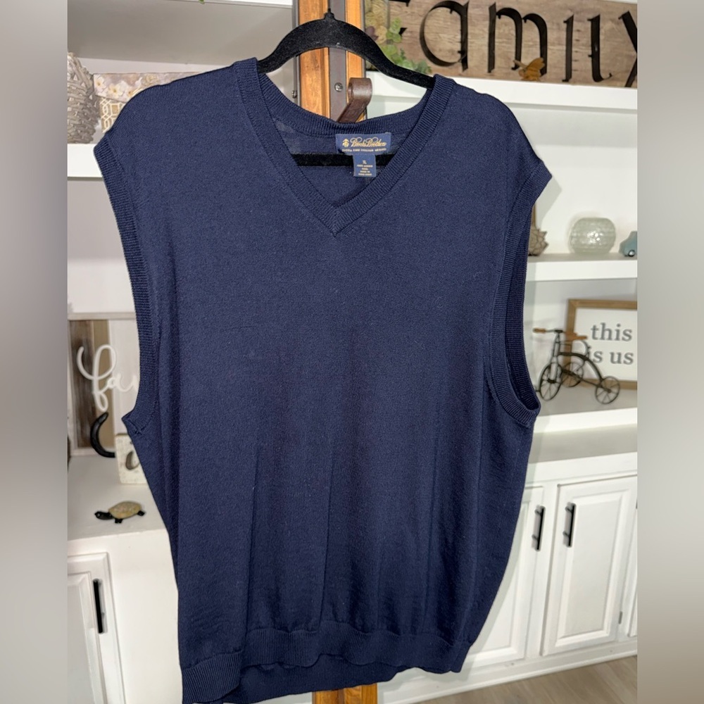 Brooks Brothers Men's V-Neck Navy Sweater Vest